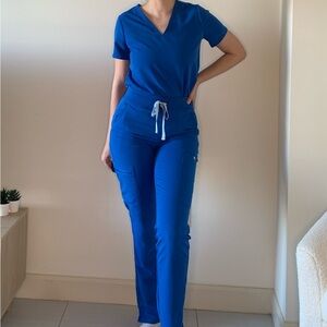 Figs High Waist Scrub Pant💙